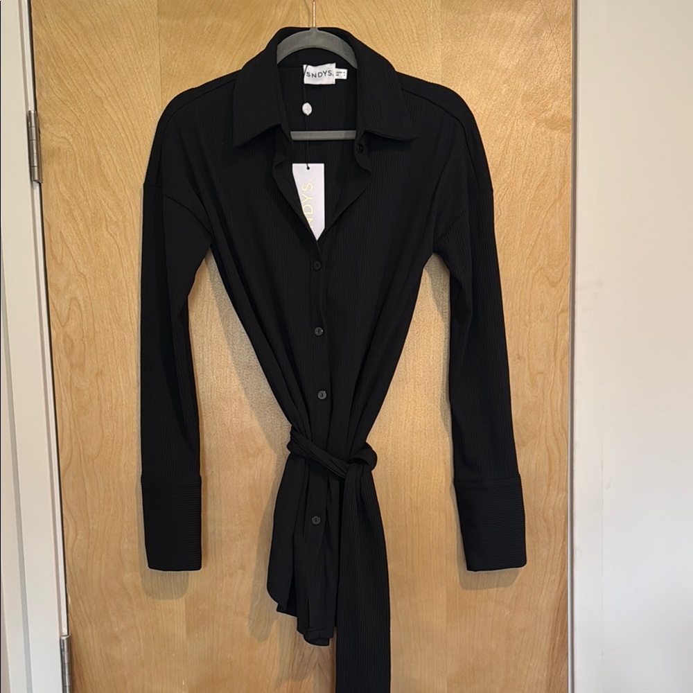 Black Long Sleeve Button-Up Tunic with tie belt